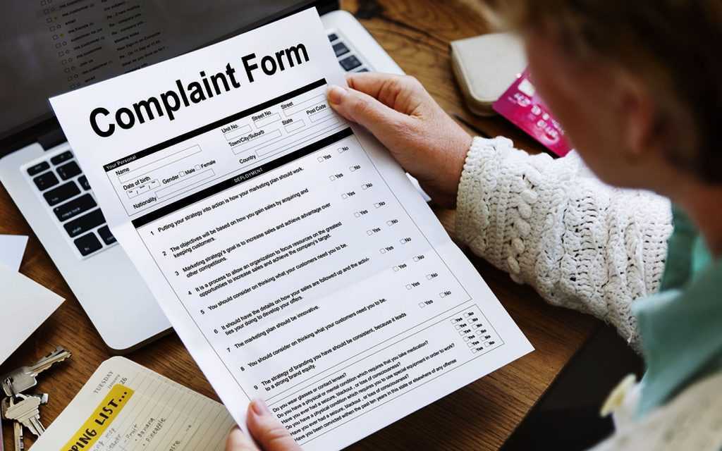 How can a labor complaint be made in the UAE