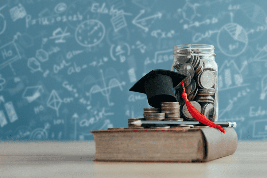 Options to Students in the UAE for School Scholarships