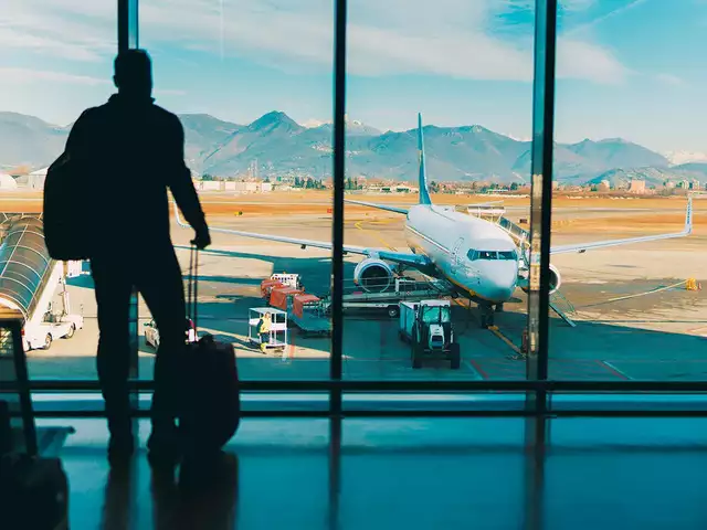 UAE travel guide Prohibited items and recommendations into UAE